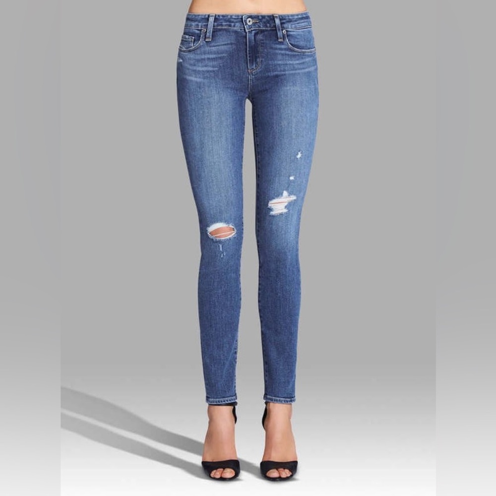 NWOT Paige Skyline Ankle Peg Jeans in Gia Destructed Size 27 Z576